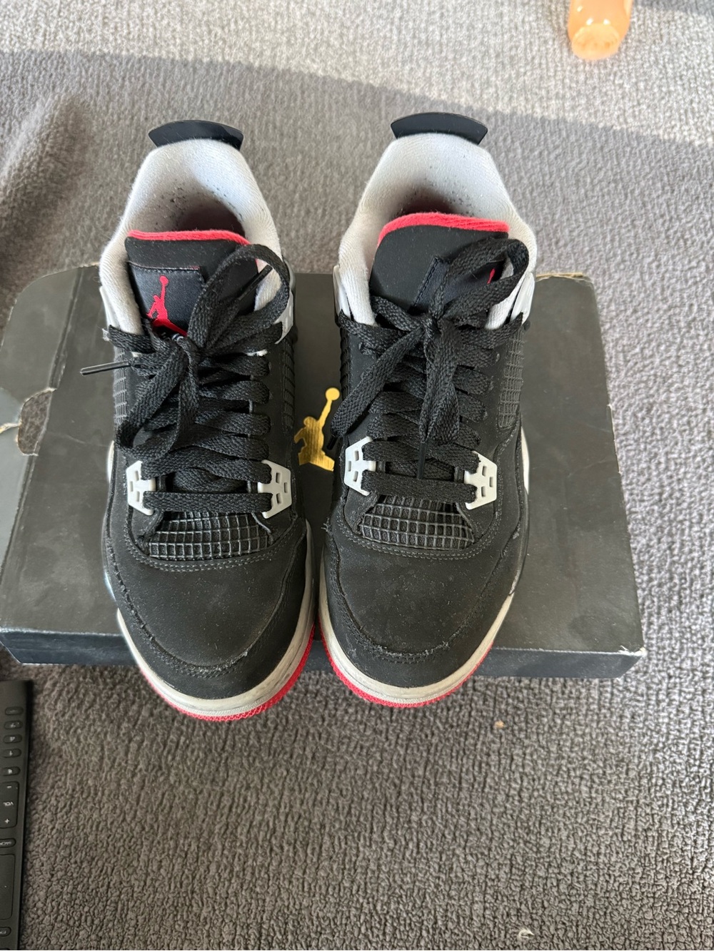 Air Jordan 4 Retro Sneakers- Bred - Picture 4 of 8